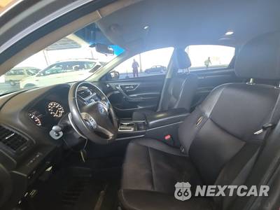 2017 Nissan Altima 2.5 SR - zdjęcie 7 z 34 - miniatura