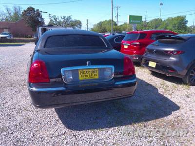2005 Lincoln Town Car Executive w/Limousine Builders Pkg - zdjęcie 7 z 15 - miniatura