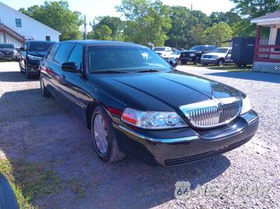 2005 Lincoln Town Car Executive w/Limousine Builders Pkg - zdjęcie 11 z 15 - miniatura