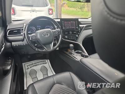 2021 Toyota Camry SE - zdjęcie 14 z 21 - miniatura