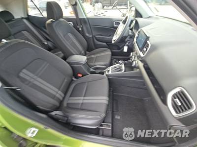 2023 Hyundai Venue SEL - zdjęcie 8 z 21 - miniatura