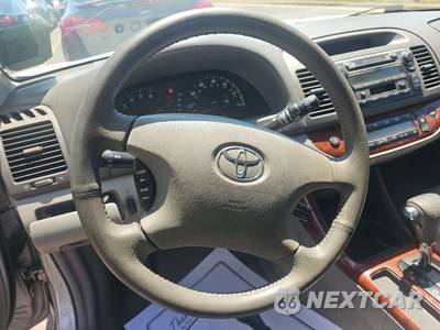 2002 Toyota Camry LE - zdjęcie 10 z 29 - miniatura