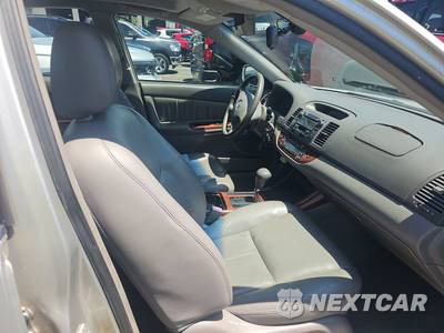 2002 Toyota Camry LE - zdjęcie 8 z 29 - miniatura