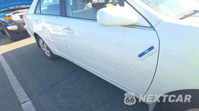 2004 Toyota Camry - zdjęcie 27 z 30 - miniatura