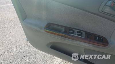 2004 Toyota Camry - zdjęcie 28 z 30 - miniatura