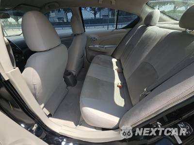2014 Nissan Versa SV - zdjęcie 13 z 18 - miniatura
