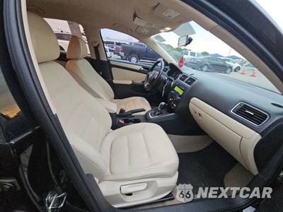 2012 Volkswagen Jetta SE Sedan - zdjęcie 8 z 37 - miniatura