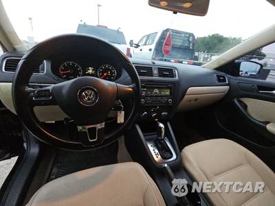 2012 Volkswagen Jetta SE Sedan - zdjęcie 11 z 37 - miniatura