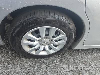 2014 Nissan Altima 2.5 S - zdjęcie 10 z 21 - miniatura