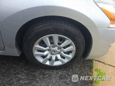 2014 Nissan Altima 2.5 S - zdjęcie 9 z 21 - miniatura