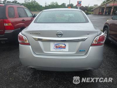 2014 Nissan Altima 2.5 S - zdjęcie 5 z 21 - miniatura