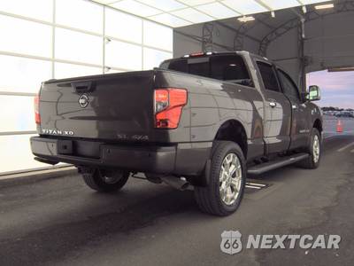 2016 Nissan TITAN XD SL Crew Cab Medium Bed - zdjęcie 4 z 18 - miniatura