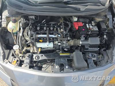 2020 Nissan Versa SR - zdjęcie 15 z 21 - miniatura