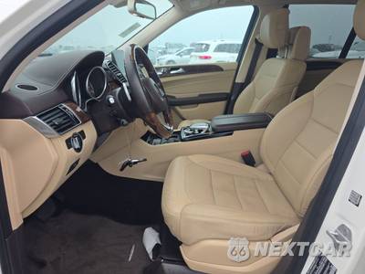 2017 Mercedes-Benz GLS 450 4MATIC - zdjęcie 7 z 20 - miniatura
