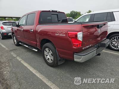 2017 Nissan TITAN SV Crew Cab Short Bed - zdjęcie 6 z 24 - miniatura