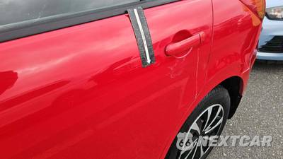 2009 Nissan Versa 1.8 S Hatchback - zdjęcie 32 z 32 - miniatura