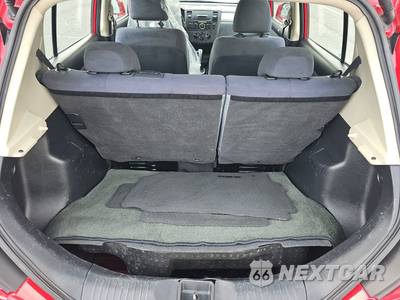 2009 Nissan Versa 1.8 S Hatchback - zdjęcie 16 z 32 - miniatura