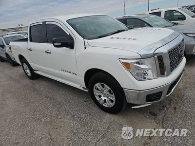 2018 Nissan TITAN SV Crew Cab Short Bed - zdjęcie 3 z 33 - miniatura