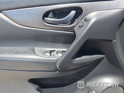 2019 Nissan Rogue Sport S - zdjęcie 9 z 43 - miniatura