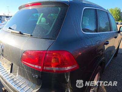 2016 Volkswagen Touareg V6 Lux - zdjęcie 4 z 18 - miniatura