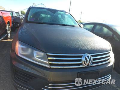 2016 Volkswagen Touareg V6 Lux - zdjęcie 2 z 18 - miniatura