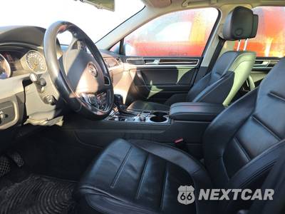 2016 Volkswagen Touareg V6 Lux - zdjęcie 7 z 18 - miniatura