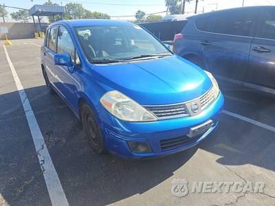 2008 Nissan Versa 1.8 S Hatchback - zdjęcie 3 z 45 - miniatura