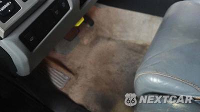 2008 Toyota Sequoia Limited - zdjęcie 46 z 77 - miniatura