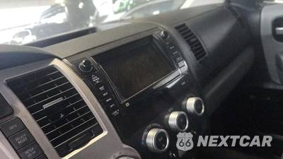 2008 Toyota Sequoia Limited - zdjęcie 22 z 77 - miniatura