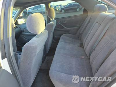 1997 Toyota Camry LE - zdjęcie 13 z 36 - miniatura