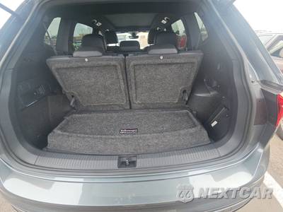 2022 Volkswagen Tiguan SE R-Line Black - zdjęcie 17 z 30 - miniatura