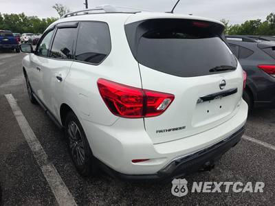 2018 Nissan Pathfinder S - zdjęcie 6 z 18 - miniatura