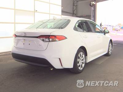 2026 Toyota Corolla LE Sedan - zdjęcie 4 z 21 - miniatura