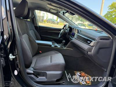 2025 Toyota Camry LE - zdjęcie 16 z 23 - miniatura