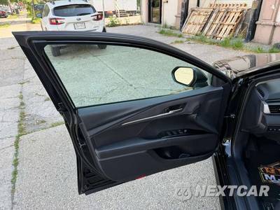 2025 Toyota Camry LE - zdjęcie 14 z 23 - miniatura