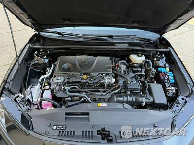 2025 Toyota Camry LE - zdjęcie 17 z 23 - miniatura