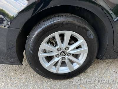 2025 Toyota Camry LE - zdjęcie 19 z 23 - miniatura
