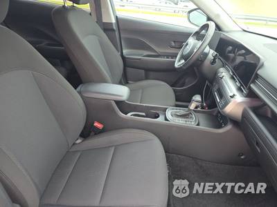 2025 Hyundai Kona SEL - zdjęcie 8 z 24 - miniatura