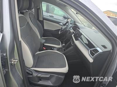 2025 Volkswagen Taos SE - zdjęcie 14 z 32 - miniatura