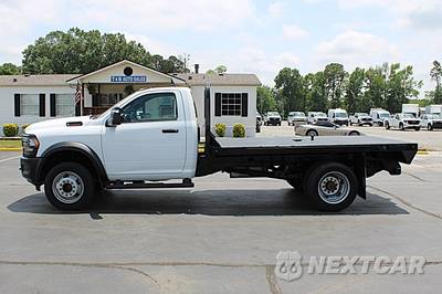 2024 Ram 5500 Cab Chassis Tradesman Regular Cab DRW - zdjęcie 6 z 50 - miniatura