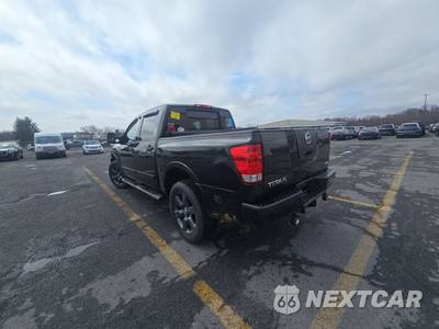 2012 Nissan TITAN SV Crew Cab Short Bed - zdjęcie 6 z 28 - miniatura