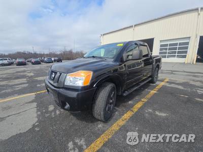 2012 Nissan TITAN SV Crew Cab Short Bed