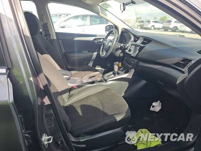 2019 Nissan Sentra S - zdjęcie 8 z 32 - miniatura