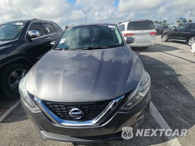 2019 Nissan Sentra S - zdjęcie 2 z 32 - miniatura