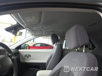 2024 Hyundai IONIQ 5 SE - zdjęcie 17 z 27 - miniatura