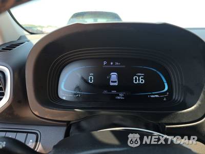 2023 Hyundai Venue SEL - zdjęcie 8 z 20 - miniatura