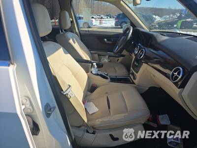 2014 Mercedes-Benz GLK 350 4MATIC - zdjęcie 8 z 28 - miniatura