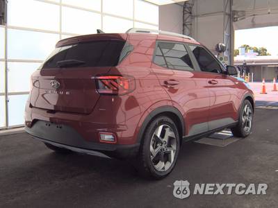 2022 Hyundai Venue SEL - zdjęcie 4 z 9 - miniatura