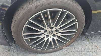 2023 Mercedes-Benz C 300 Sedan - zdjęcie 28 z 29 - miniatura
