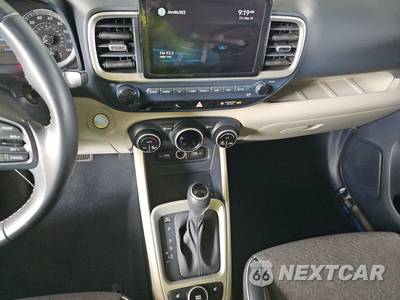 2022 Hyundai Venue Limited - zdjęcie 11 z 27 - miniatura